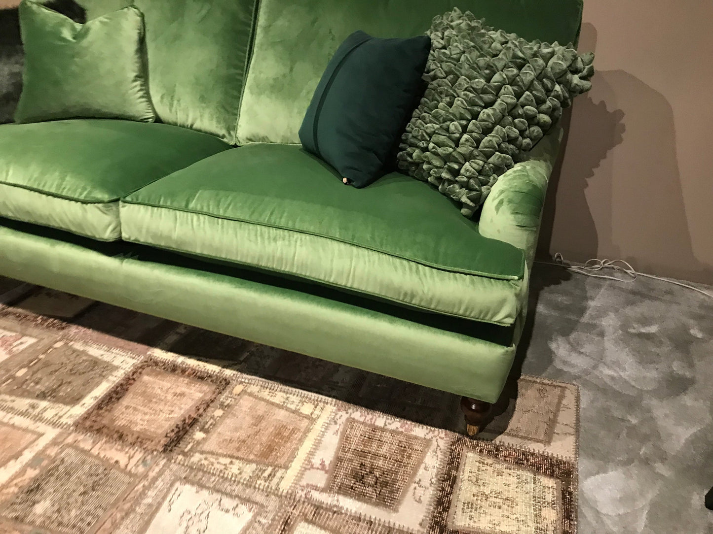 Bank Donaldson Velvet